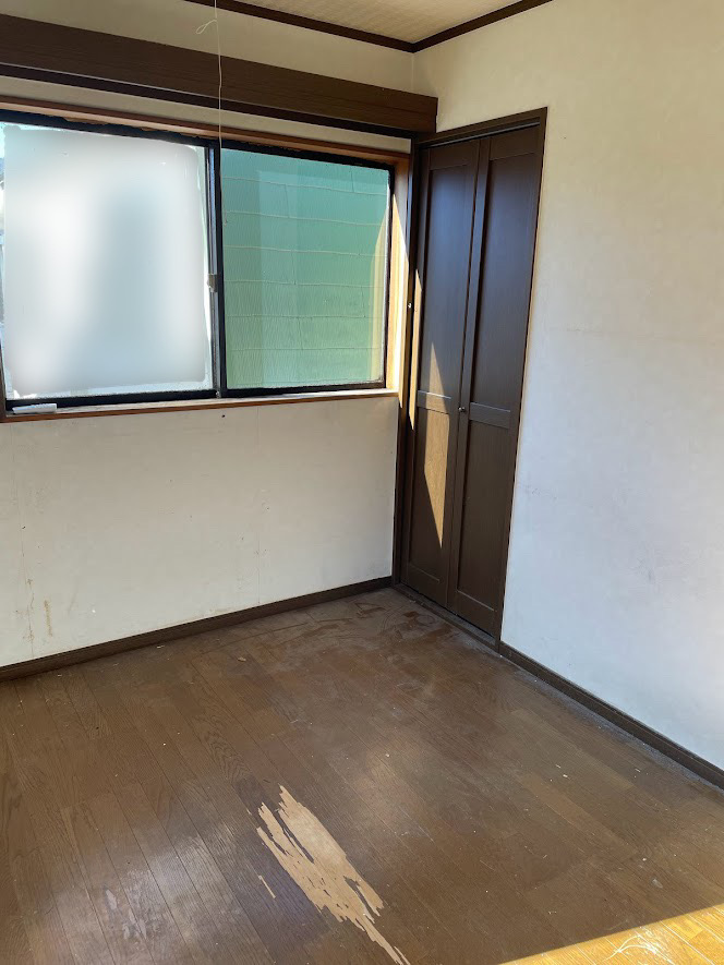 施工前の部屋