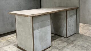 神大杉をあしらったカウンター