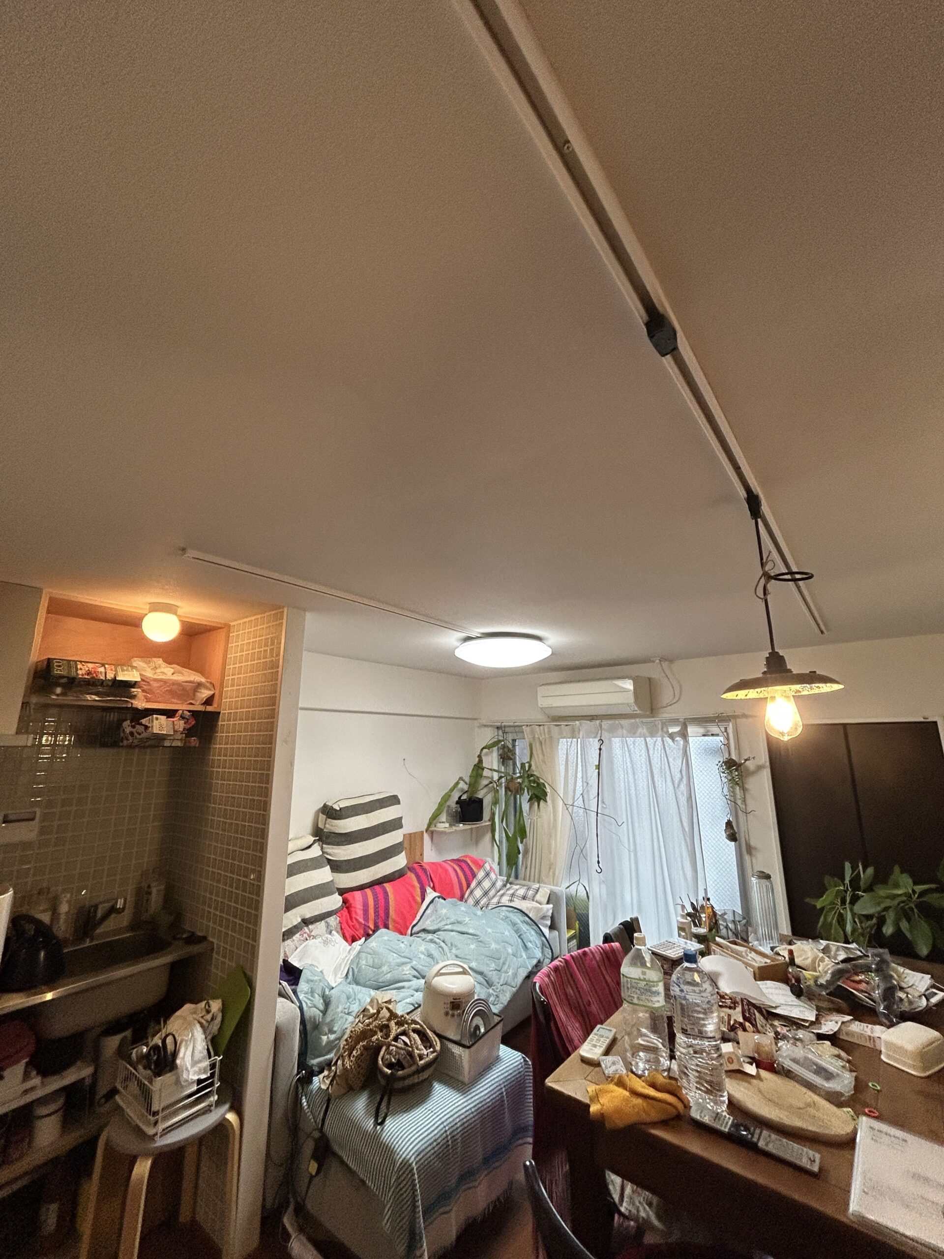 新しくなった白い天井