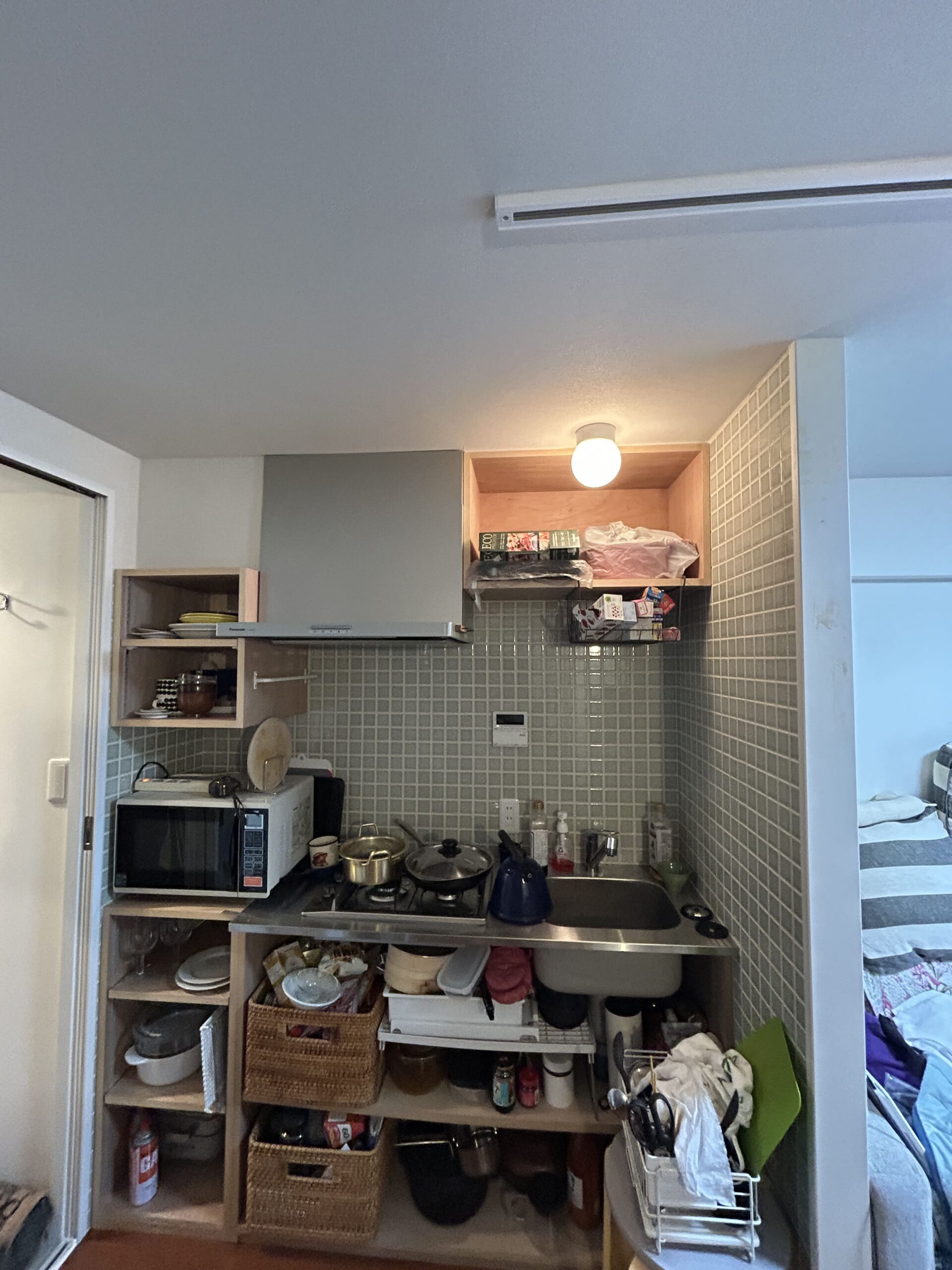 TOOLBOXのカウンターキッチンをのせたキッチン