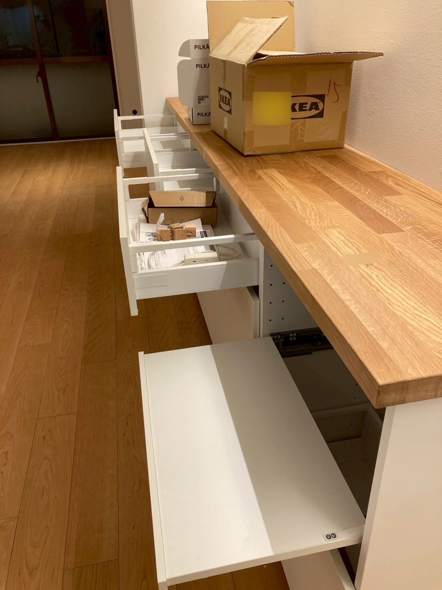 IKEAの棚を組み立てて設置