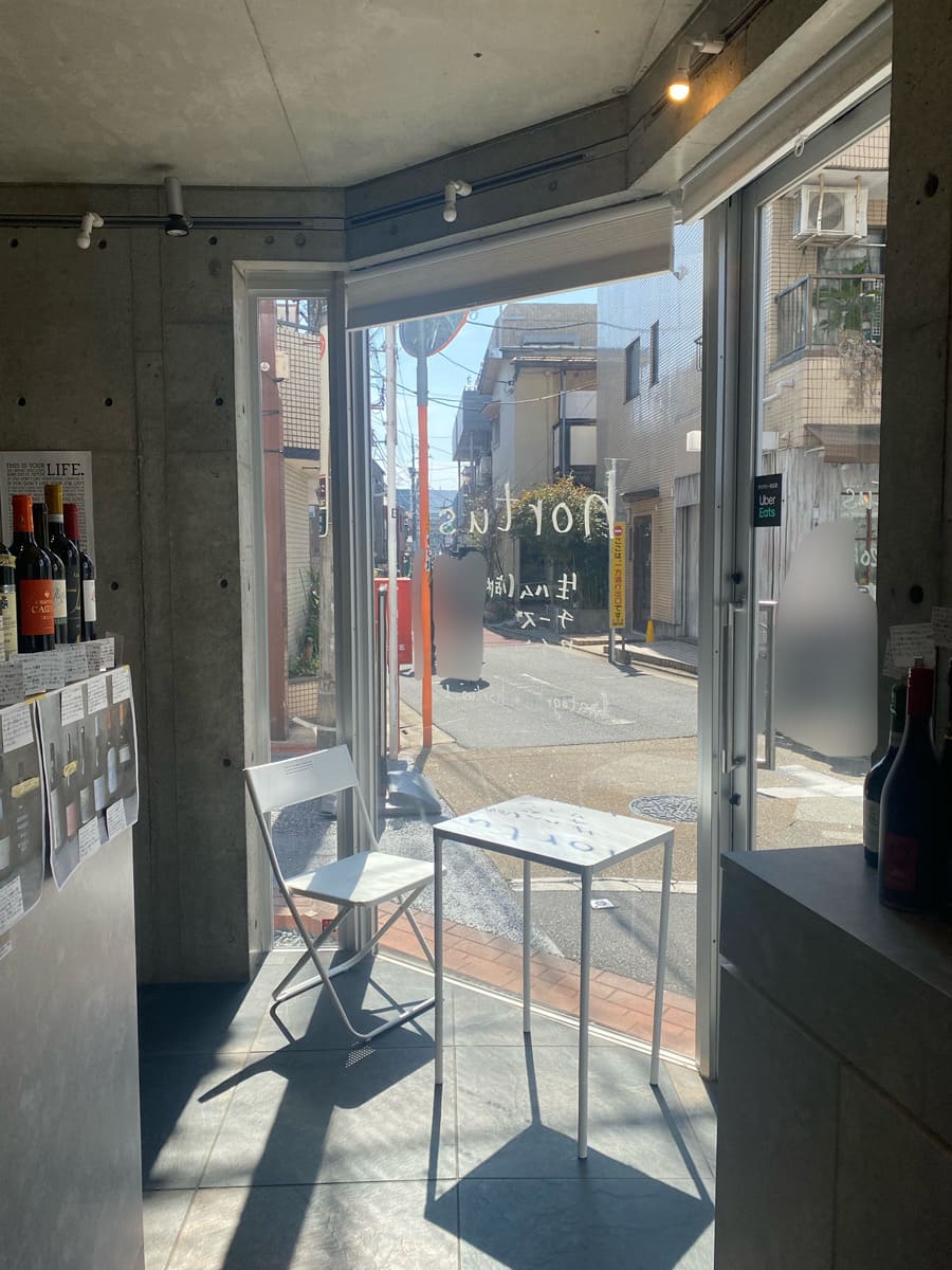 晴れた日のhortus店内